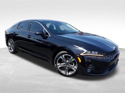 2022 Kia K5 EX
