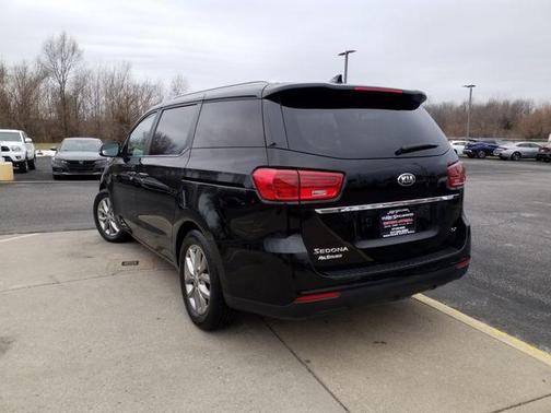 2021 Kia Sedona EX
