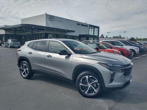 2024 Chevrolet Trax FWD 1RS