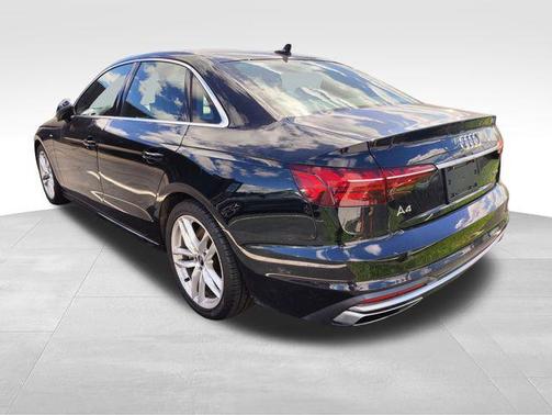 2022 Audi A4 45 S line Premium Plus