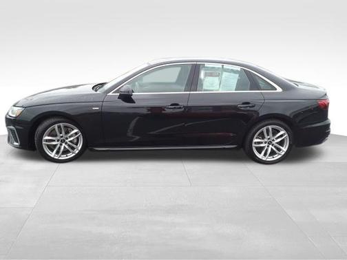 2022 Audi A4 45 S line Premium Plus