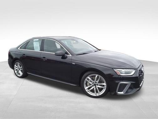 2022 Audi A4 45 S line Premium Plus