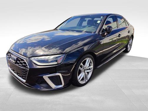 2022 Audi A4 45 S line Premium Plus