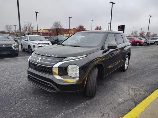 2025 Mitsubishi Outlander ES 2.5 S-AWC