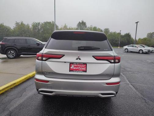 2023 Mitsubishi Outlander SE 2.5 S-AWC