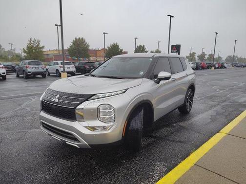 2023 Mitsubishi Outlander SE 2.5 S-AWC