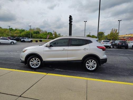 2018 Nissan Rogue Sport SV