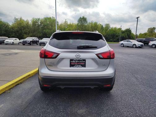2018 Nissan Rogue Sport SV