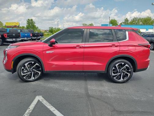 2023 Mitsubishi Outlander PHEV SE S-AWC