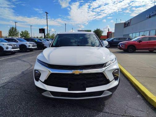Summit White 2025 Chevrolet Blazer 2LT