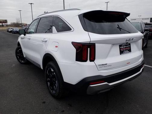 2025 Kia Sorento S