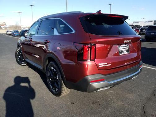 2025 Kia Sorento S