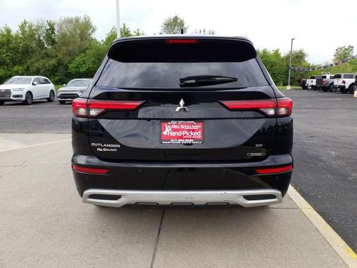 2022 Mitsubishi Outlander SE 2.5 2WD
