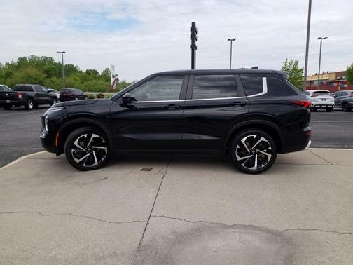 2022 Mitsubishi Outlander SE 2.5 2WD