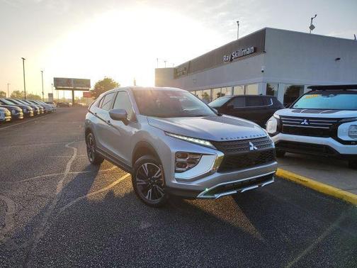 Silver Metallic 2026 Mitsubishi Eclipse Cross SE