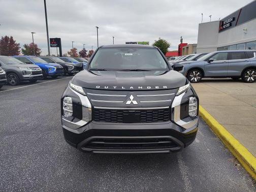 2025 Mitsubishi Outlander ES 2.5 S-AWC