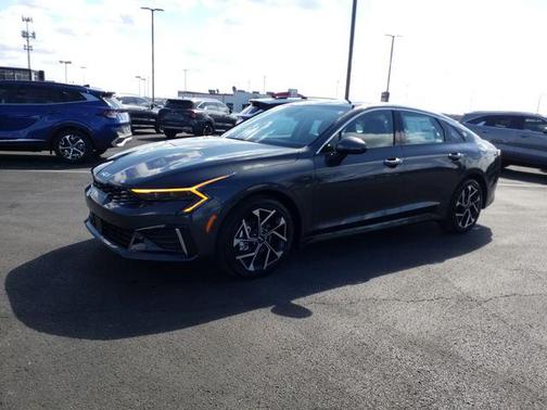 2025 Kia K5 EX