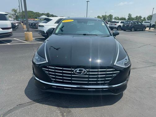 2023 Hyundai SONATA Hybrid Base