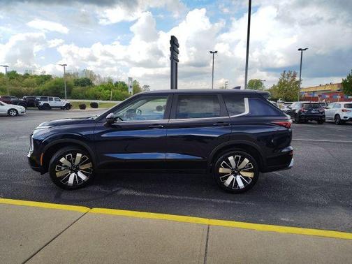 2025 Mitsubishi Outlander SE 2.5 2WD