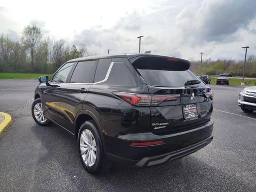 2026 Mitsubishi Outlander ES 2.5 2WD