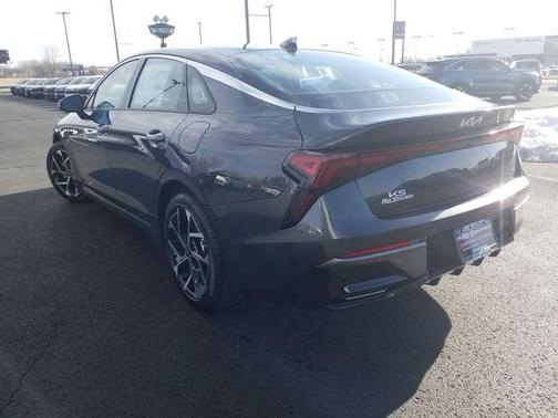 2025 Kia K5 EX