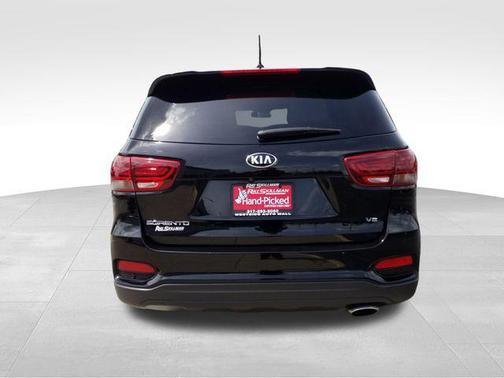 2020 Kia Sorento S
