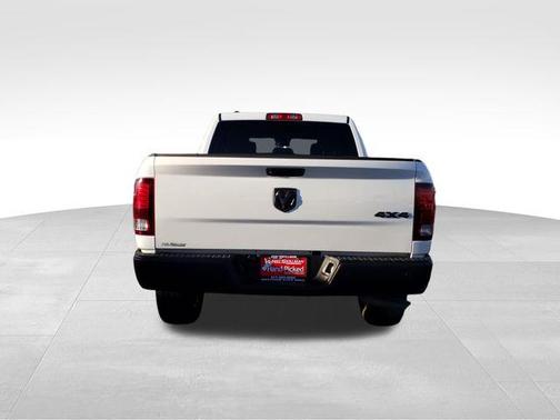 2024 RAM 1500 Classic Warlock Crew Cab 4x4 5'7' Box