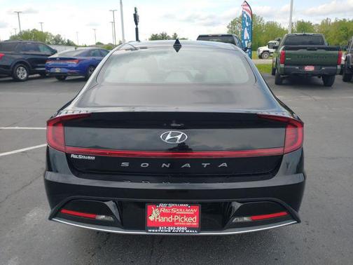 2021 Hyundai SONATA SE