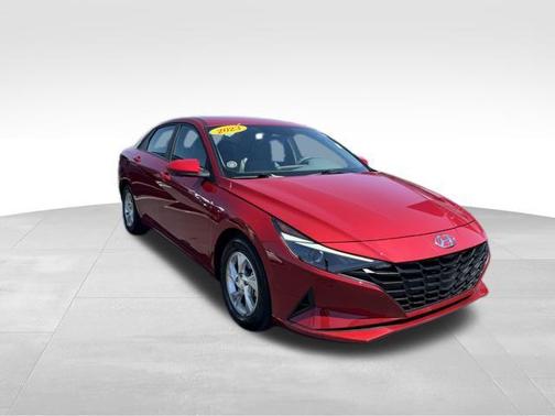 2023 Hyundai ELANTRA SE