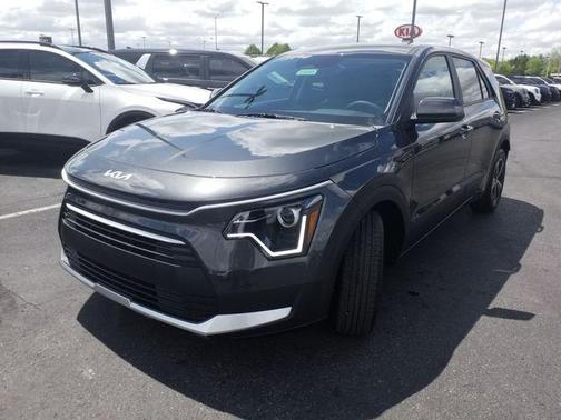 2025 Kia Niro LX