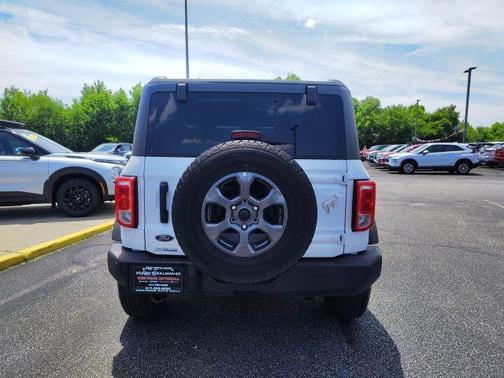 Oxford White 2025 Ford Bronco Big Bend