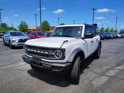 Oxford White 2025 Ford Bronco Big Bend
