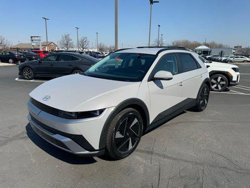 2025 Hyundai IONIQ 5 SE