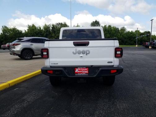 2021 Jeep Gladiator Overland