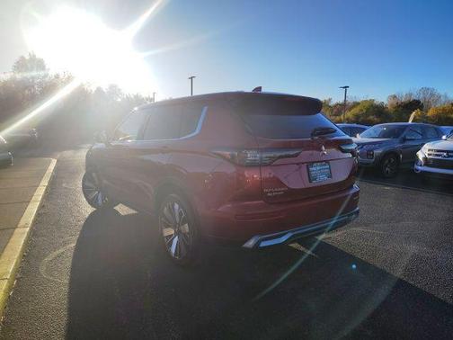 2025 Mitsubishi Outlander SE 2.5 2WD