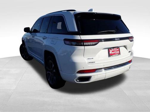 2022 Jeep Grand Cherokee Overland