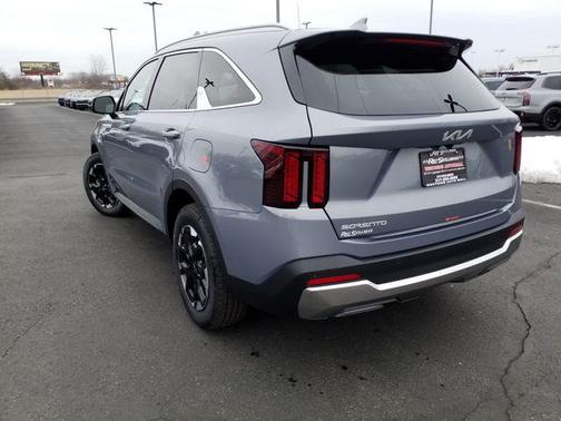 2025 Kia Sorento S