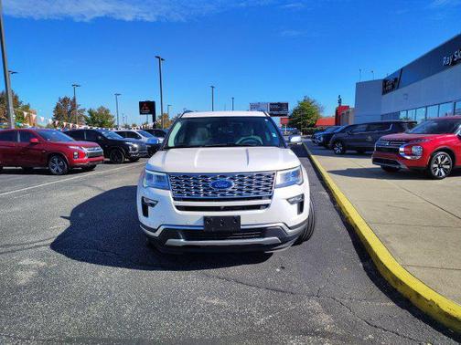 White Platinum Clearcoat Metallic 2018 Ford Explorer Platinum