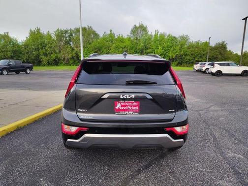 Graphite Gray 2023 Kia Niro SX