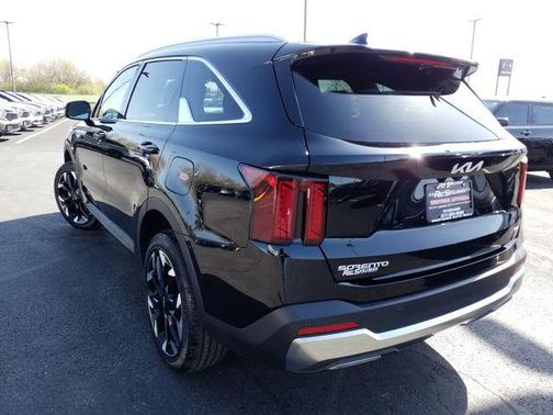 2025 Kia Sorento EX