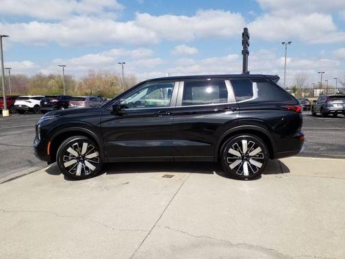 2025 Mitsubishi Outlander SE 2.5 S-AWC