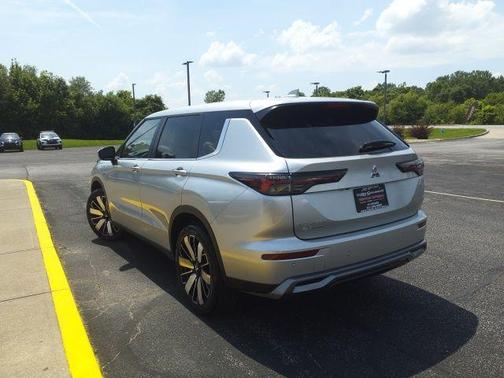 2025 Mitsubishi Outlander SE 2.5 S-AWC