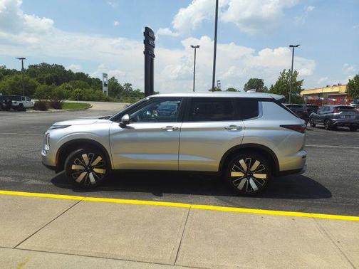 2025 Mitsubishi Outlander SE 2.5 S-AWC