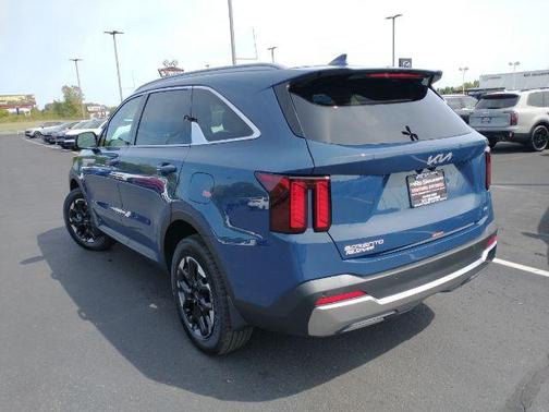 2025 Kia Sorento S