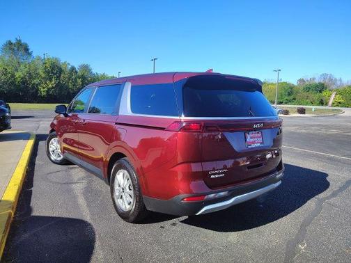 2023 Kia Carnival LX