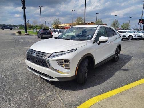 White Diamond 2025 Mitsubishi Eclipse Cross SE