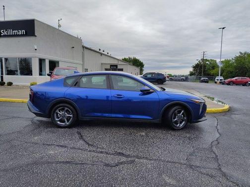 Deep Sea Blue 2025 Kia K4 LXS