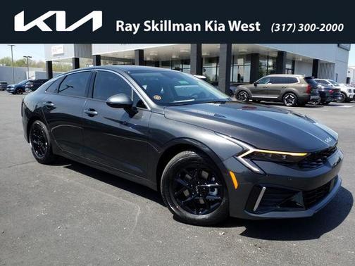 2025 Kia K5 LXS