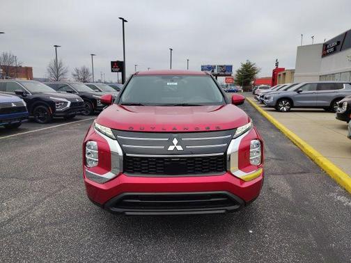 2025 Mitsubishi Outlander ES 2.5 S-AWC