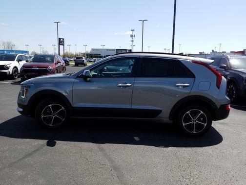 2025 Kia Niro EX